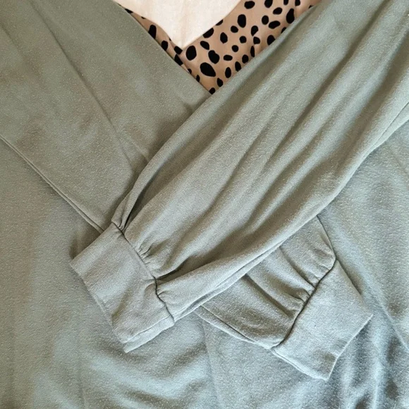 Pink Lily Green Brown and Tan Leopard Print Sweatshirt - Picture 3 of 6